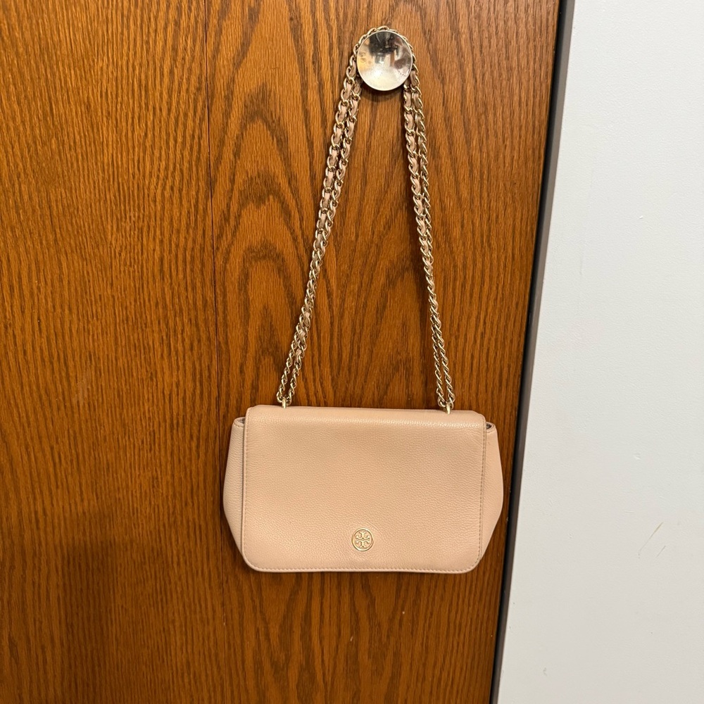 Tory Burch Robinson Pebbled light Leather Chain Crossbody Bag